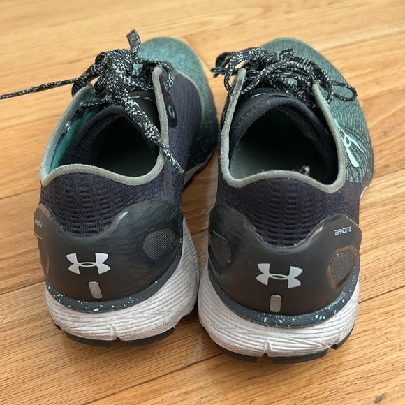 Sold - Picture 6 of 7